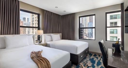 2 Queen hotel room at Hotel Felix Chicago